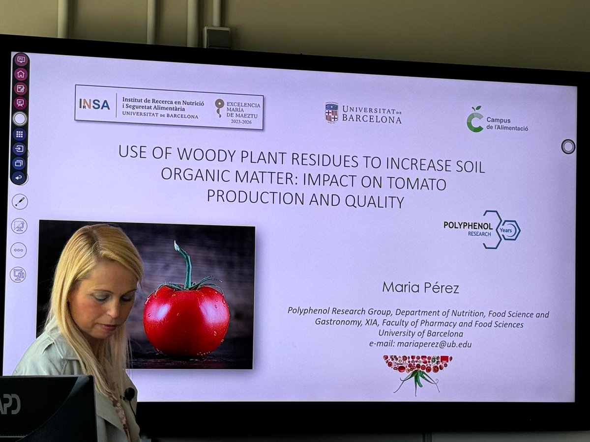PolyphenolR's tweet photo. 🔵 Yesterday, we had the pleasure of attending a seminar by @mapeibo. 

She delivered an insightful presentation on "Use of woody plant residues to increase soil organic matter: impact on tomato production and quality"🌱

Thanks por sharing your expertise and inspiring us 🌿🍅. https://t.co/DdgljUj4TY