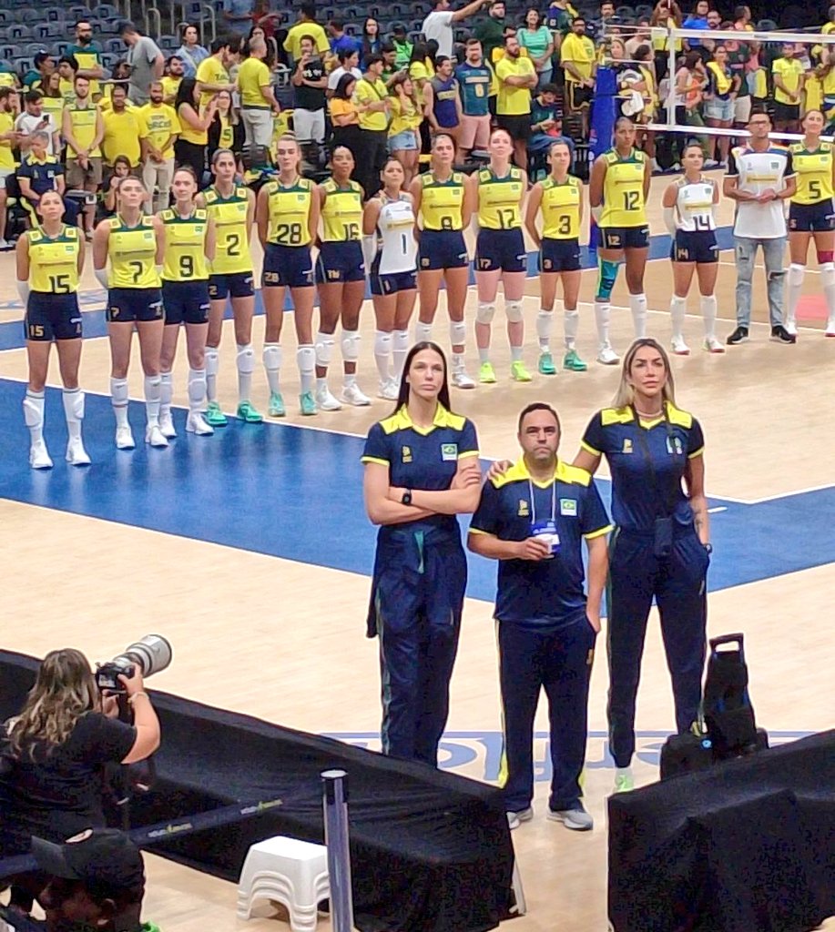 Marialinacapi's tweet image. Presa nesta foto aqui