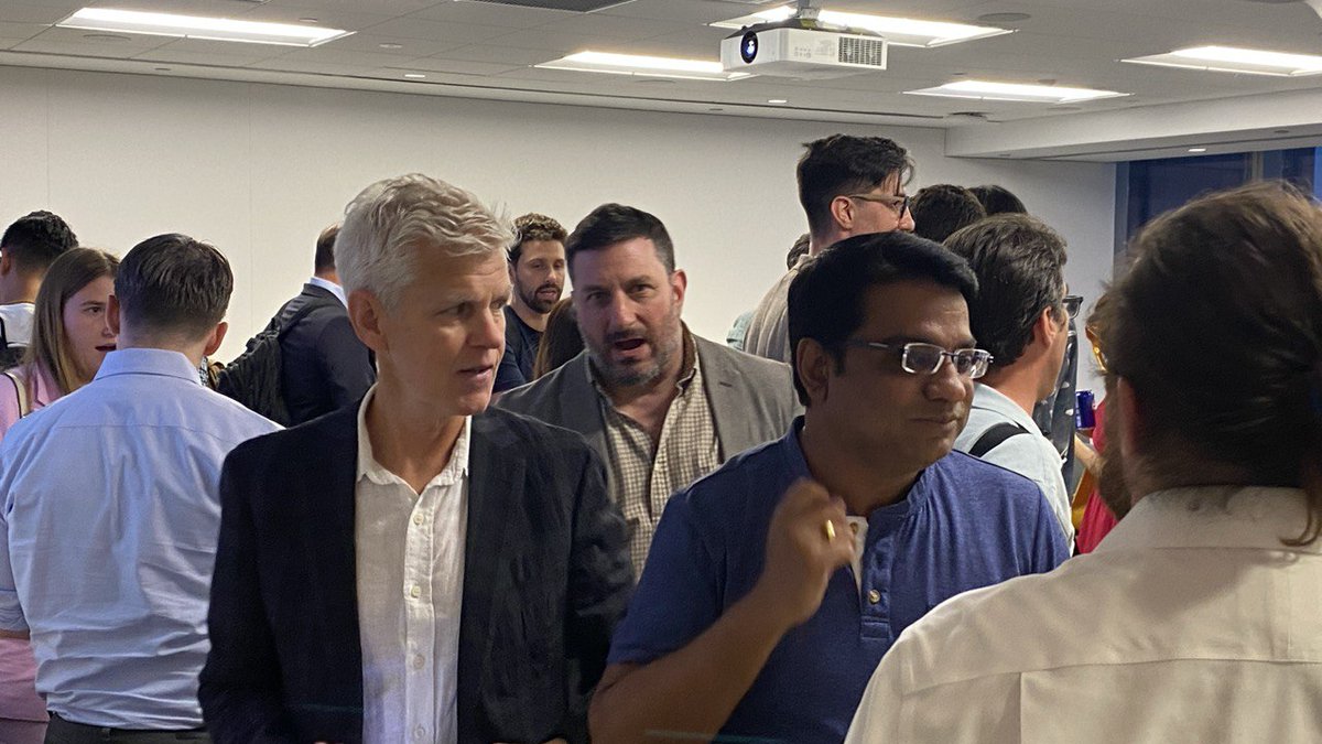 CESS_Storage's tweet photo. 🎉 We are honored to serve as judges at the pitch competition held at the #PwC building in #NY during tech week. Thrilled to witness innovative ideas and groundbreaking projects! Stay tuned for more updates from #TechWeekNY.
😃 Happy to share more insights on #CESS #decentralizestorage, CD²N (Content Decentralized Delivery Network), #AI Gap, and more.
#CESS #Web3
