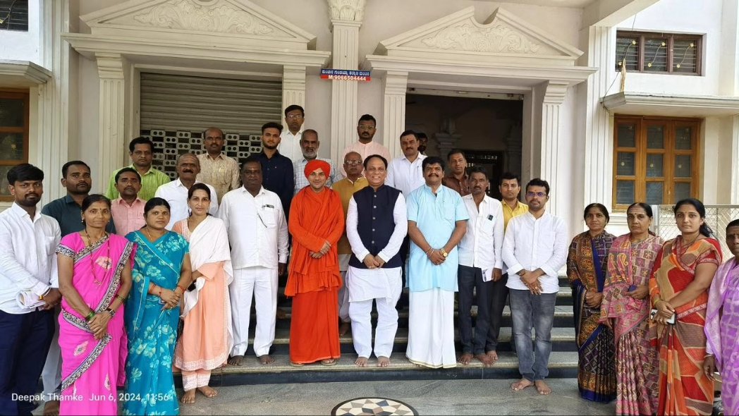 surya_ino's tweet image. Thank you Bidar Media for covering *Yog Mohotsav* programm being organized on 16 june 2024 at Sri Chanbasava Ashram ground ,Bhalki 
Organized by @suryafnd
Hiremath Sansthan in association with @mdniy @moayush Govt. of India
#MinistryofAyush #IDY2024 #MDNIY #NIN #Yoga #ccryn