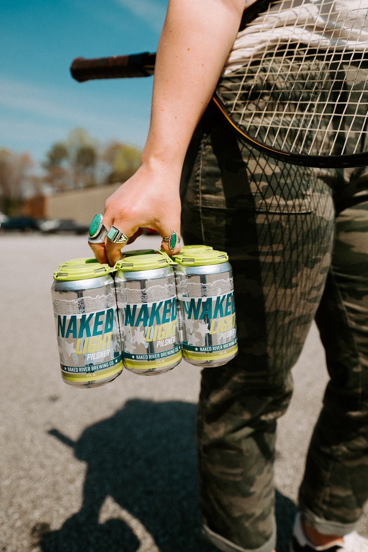 AlabamaCrown's tweet photo. It's Friday night. Make it a @nakedriverbrew Light Pilsner kind of night.
#getnaked #nakedlight #lightbeer #pilsner #frightnightfun https://t.co/THa8Ss8PWr
