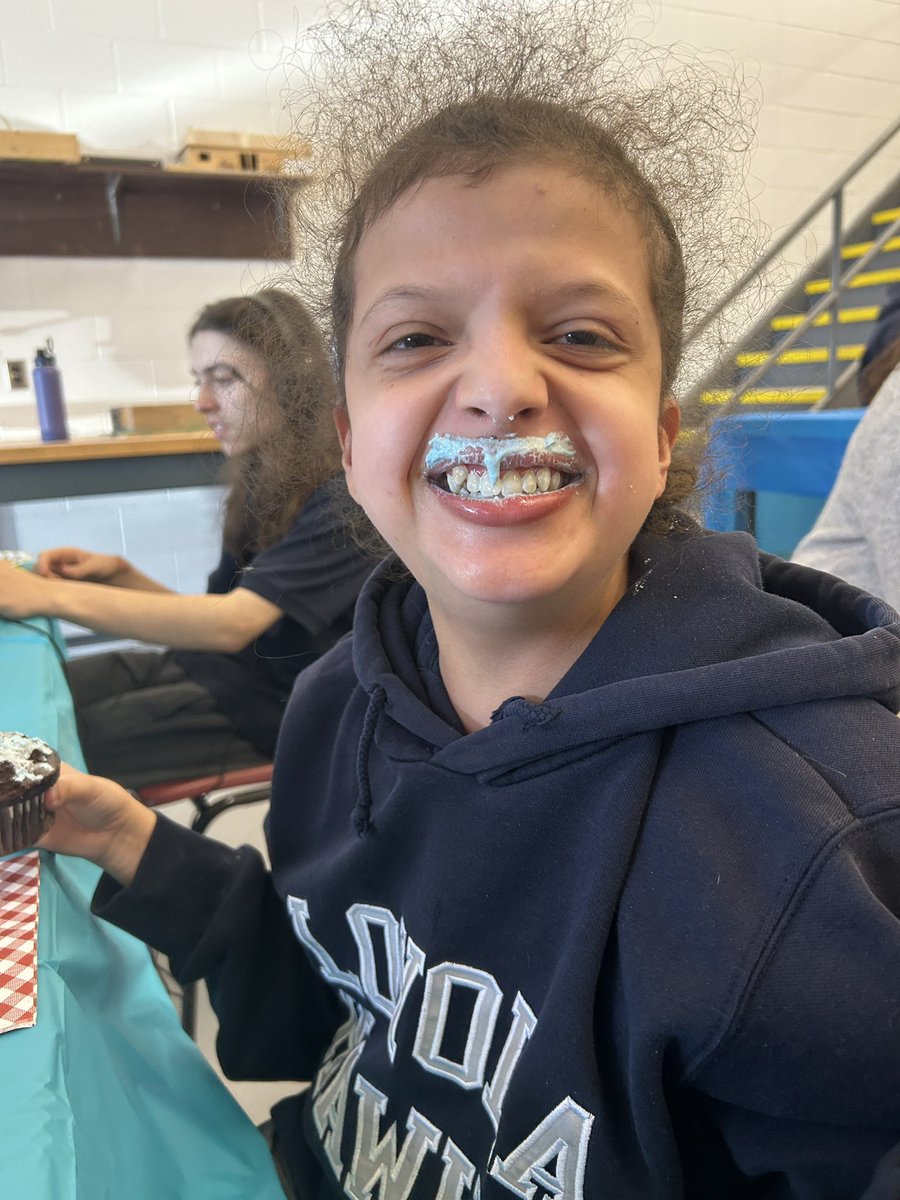 Best Buddies Fun Day!! <a href="/LoyolaHawksOak/">St. Ignatius of Loyola C.S.S</a> <a href="/BestBuddiesCND/">Best Buddies Canada</a>