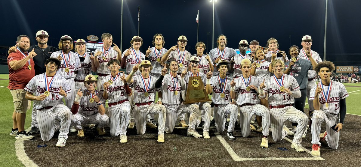 THSBCA's tweet photo. Congratulations to the Liberty-Eylau Leopards 2024 4A State Champs #2024state @uiltexas @thsbca @libertyeylau_athletics https://t.co/BEzVo7br8O