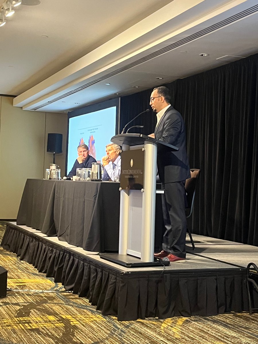 We're kicking off Day 1 of the HiRO Symposium! #HiRO2024

First session: S-ICD (Dr. Erkan Ilhan) vs TV-ICD in ARVC (Dr. Jeff Healey)!  

Don't forget you can join the conference virtually! Register here: event.fourwaves.com/4fc41cd0-0137-…