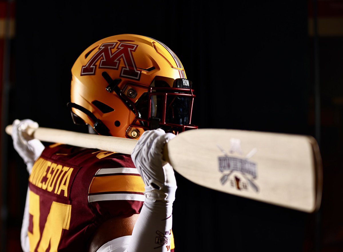 GopherFootball's tweet image. “𝙏𝙤 𝙩𝙝𝙮 𝙘𝙤𝙡𝙤𝙧𝙨”🎶

#RTB #SkiUMah #Gophers