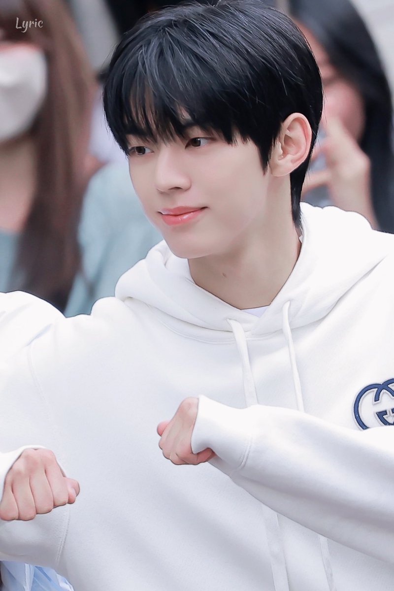 240607 뮤뱅🤍

#DOHOON #도훈
#TWS #투어스 #247WithUs