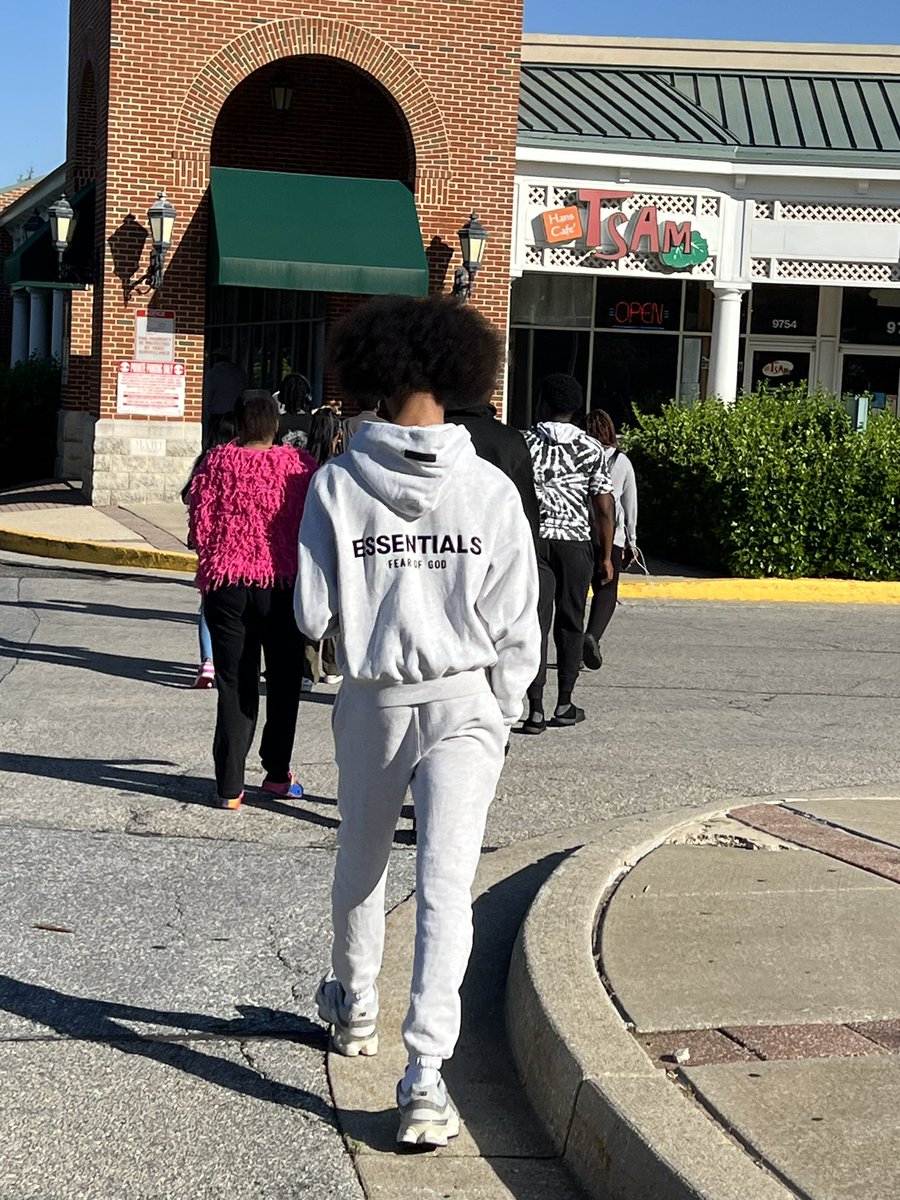 banjumanjum's tweet image. Conducting research in search for the ultimate fast food meal. #realworldlearning #ibeducation @NTHS_Titans