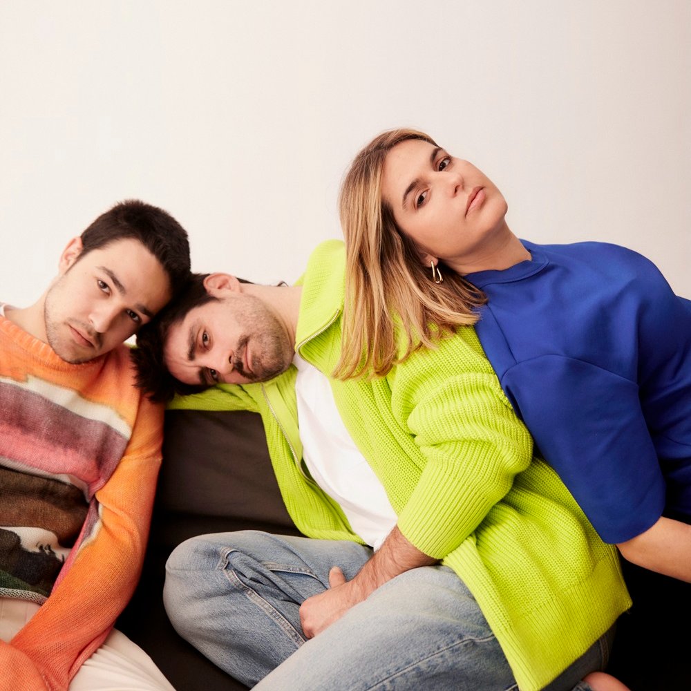 Què està fent el <a href="/joan_su/">Joan Sureda</a>?

✨ 'Tot en ordre', espectacle a <a href="/elTantarantana/">Teatre Tantarantana</a> 
🎞️ 'Shavala', nova pel·lícula
🔎'De Barcelona Krimi', sèrie alemanya

Nou protagonista <a href="/AADPC/">AADPC</a>!

👉entreacte.cat/entrades/perso…