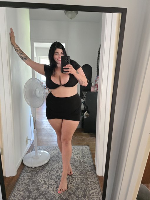 sheisatang