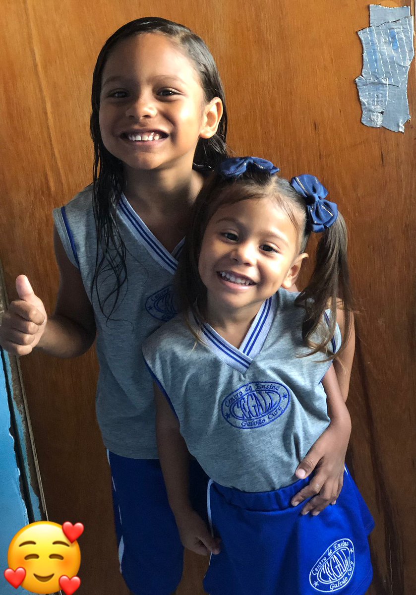 Ericapereira35's tweet photo. Amores da vovó ❤ https://t.co/fWKeMRvcbv