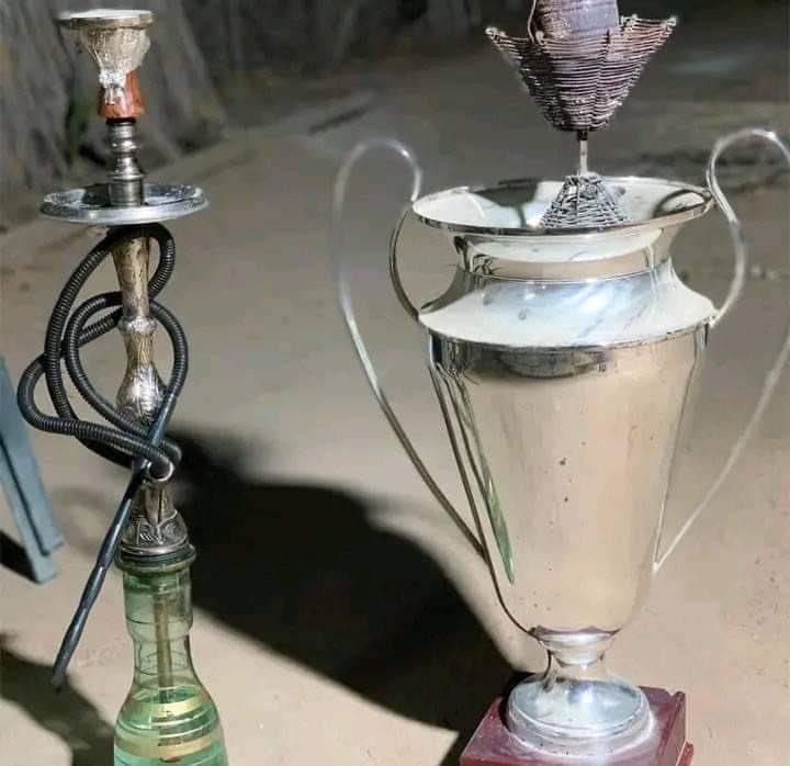 JuveSarcasm's tweet photo. بقالنا ٢٨ سنة بنوصل خمس نهائيات ونخسرها وبنحلم بالبطولة

لاعيبة الريال ع القهوة: https://t.co/lpipQvyd8h