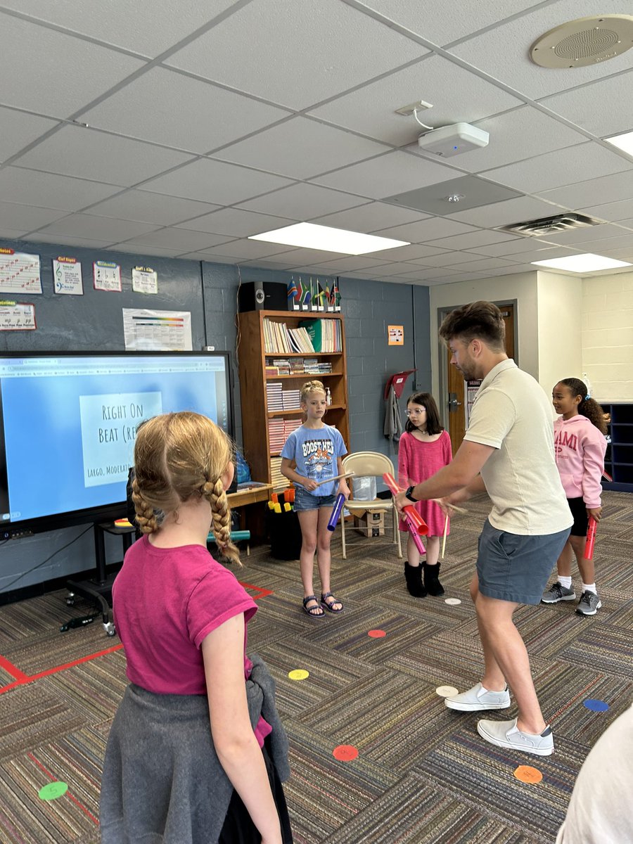 Glenwood Elementary (@glenwoodcubs) on Twitter photo Right On Beat with boom whackers is a fun way to make music in summer learning camp! And build a stronger brain! <a href="/ORSchools/">Oak Ridge Schools</a> Right On Beat with boom whackers is a fun way to make music in summer learning camp! And build a stronger brain! <a href="/ORSchools/">Oak Ridge Schools</a>