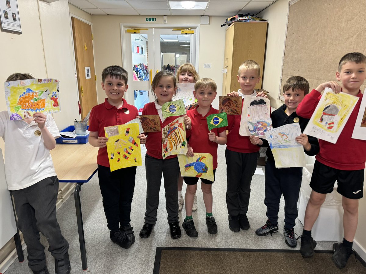 We have create some fantastic pieces of art work today inspired by Brazilian artists 🇧🇷🎨