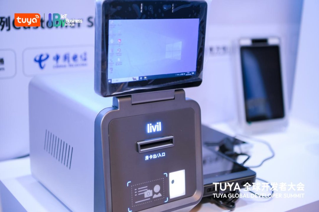 tuyasmart's tweet photo. We unveiled our new brand "Tuya Ecosystem Partners Exhibition" at the #TUYA Global Developer Summit. Partnering with #Chli, #Huizhu, #LinksField &amp; @siliconlabs, we spotlighted innovative #GenAI solutions. The new brand begins our journey to a smart future! https://t.co/bDw0U5Eovl https://t.co/TYXmXCDGMi