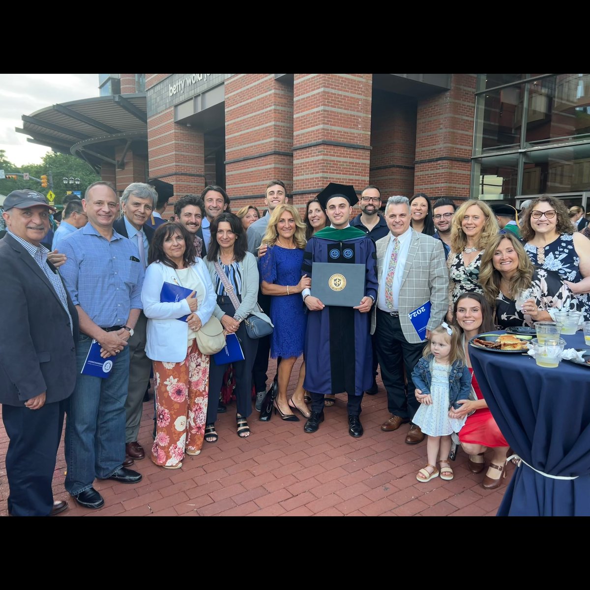 NickCozzarelli's tweet image. Since I was 11, I have been saying “I want to be a Doctor” and I can now say “I am a Doctor”. I’m grateful to be surrounded by my family and to celebrate this Doctor of Medicine milestone in the city my family first settled in when they came from Italy ☤🙏🏼💙💭🍾 #ItWasAllADream