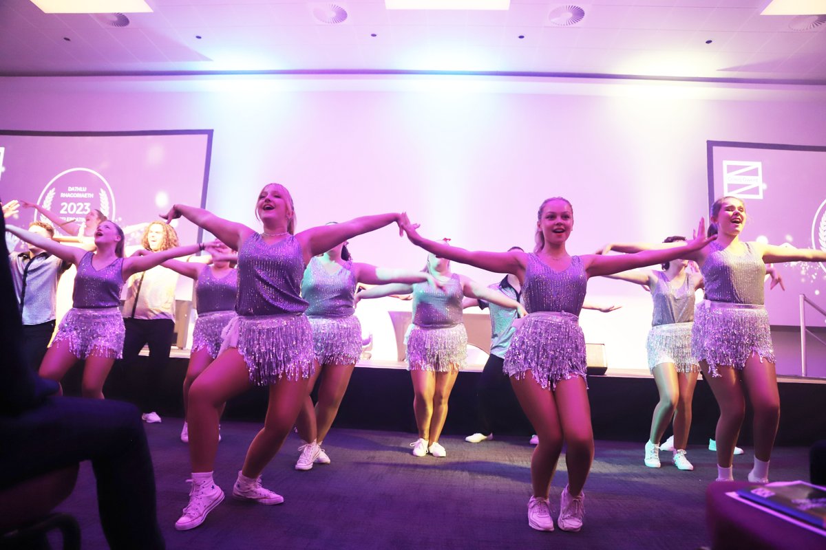 Our #StudentAwards are next week! We’re so excited to be joined by a range of learners from each campus who have overcome adversity, displayed a positive attitude or exceptional talent, or turned failure into #success ✨
  
Here’s some snaps last years awards 📸 #FridayFeeling