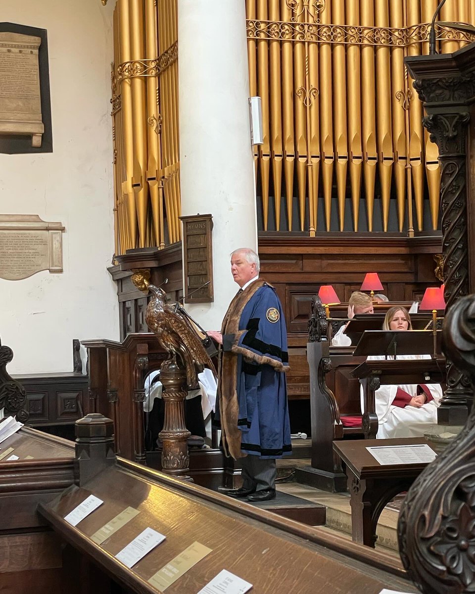 HCMM_UK's tweet photo. Today saw The Company hold its Annual Service at St Michael’s Corn Hill. We had a well attended service followed by an informal lunch. https://t.co/OiewG343tJ