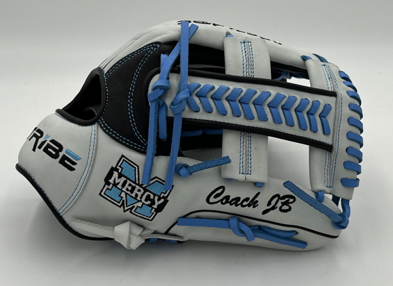 TribeGloveCo's tweet photo. It is always fun working with those who have a passion for collecting unique ball gloves. Thanks to @KyCoach_JB for designing this amazing @mercy_softball glove to add to his collection. Best of luck to you &amp; the Jaguars in the State tournament! @mayamerrill4 @MadisonDegrella https://t.co/cTTTPySKXP