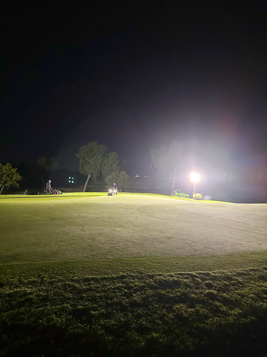 greysongallaghr's tweet image. Crew outdid themselves getting course ready for member-guest! #Boomerang #okcgcc