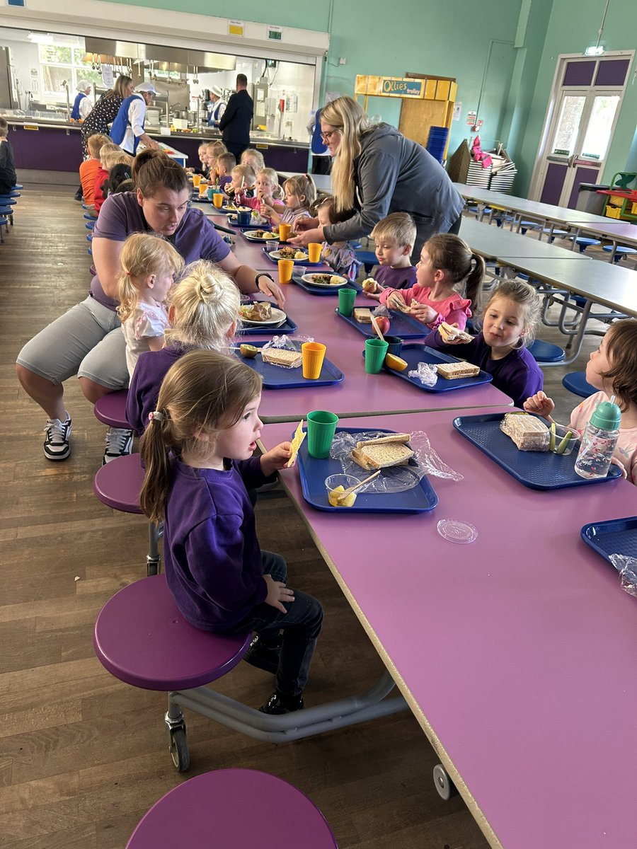 What a lovely time I had with our new P1s at our transition lunch. So many confident individuals getting their lunches and clearing up afterwards! 👏🏼💜 <a href="/bps_one/">#BPSPrimaryOneTransition</a> <a href="/BPSMrsMac/">Mrs Macfarlane</a>