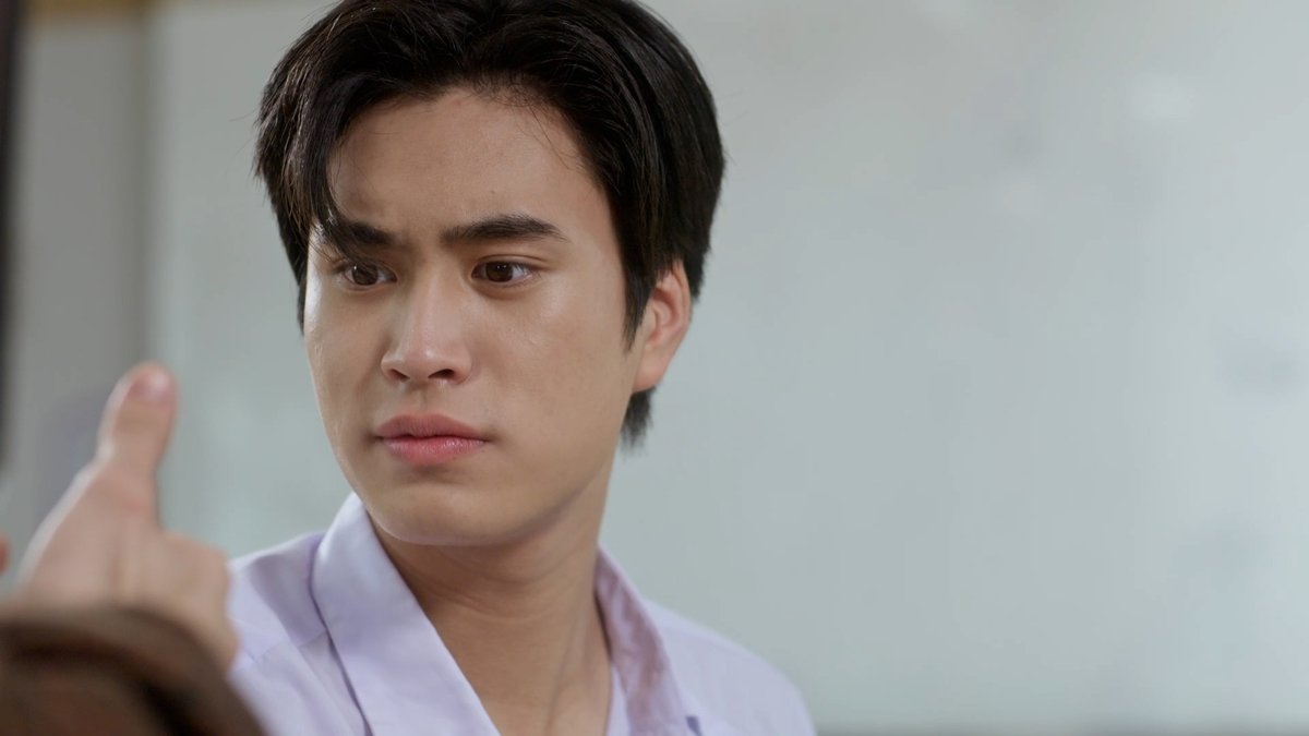 แล้วสายตาแบบนี้ ใครจะอดใจไม่ให้ลอกได้อะะะ

#MyLoveMixUpTHep1
<a href="/gemini_ti/">gemini_nt</a> <a href="/tawattannn/">FOURTH</a>