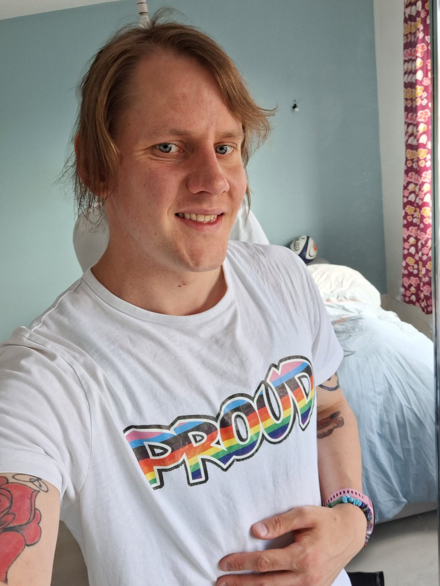 TheAutisticRN's tweet photo. Happy pride month to all my amazing followers. If your questioning, an allay, lgbtqia+ or identify as another gender. You are all valid. Let's make this a great month. #LGBTQIA #pride24 #nonbinary #transfemminine https://t.co/h5xUpYqYN8