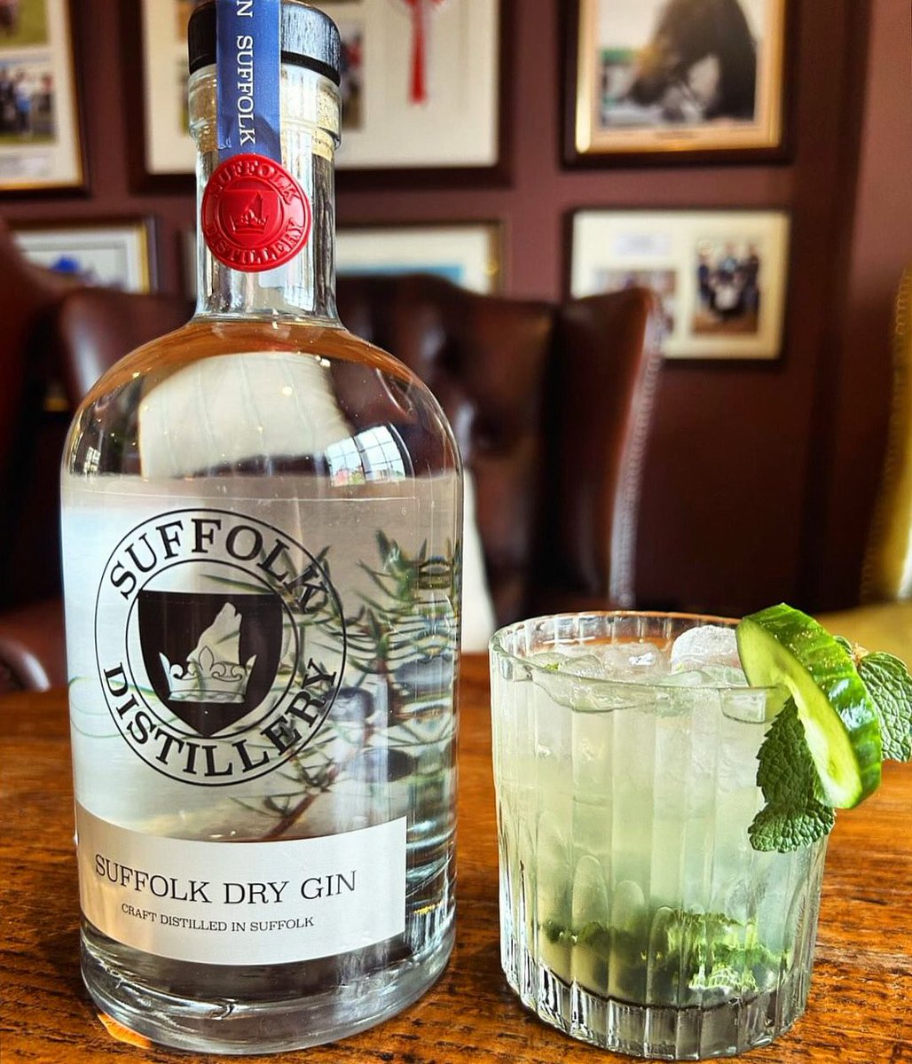 The cocktail of the month is English Garden at <a href="/bildestoncrown/">Bildeston Crown</a> and doesn’t it look delicious✨🥒🍸

Created using <a href="/thesuffolkgin/">Suffolk Distillery</a> Dry Gin, Apple Juice, Elderflower &amp; Lemon🍋🤩

The perfect cocktail to enjoy in the sun this weekend!☀️