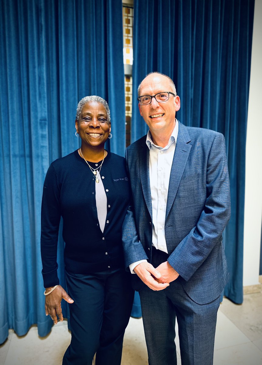 Teneo's tweet image. This week, Teneo hosted an evening of dinner &amp;amp; conversation during #SuperReturn in Berlin. Clients and colleagues were joined by Teneo Chairwoman Ursula Burns to discuss #geopolitical disruption, #politicization of #ESG &amp;amp; implications of key #elections around the world.