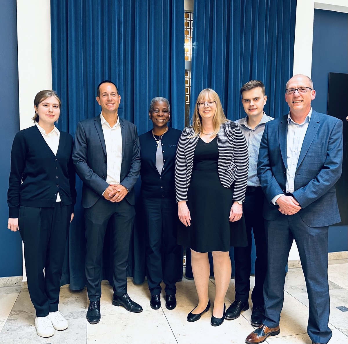 Teneo's tweet image. This week, Teneo hosted an evening of dinner &amp;amp; conversation during #SuperReturn in Berlin. Clients and colleagues were joined by Teneo Chairwoman Ursula Burns to discuss #geopolitical disruption, #politicization of #ESG &amp;amp; implications of key #elections around the world.