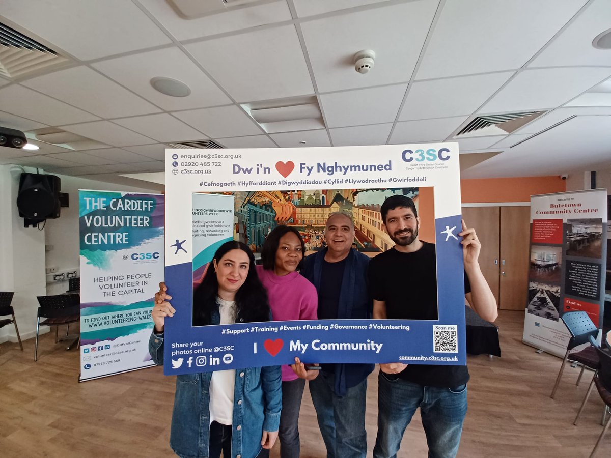 cdfvolcentre's tweet photo. We couldn't end the working week without a celebratory event with our #volunteers! 🌟 Thank you to @ButetownCentre for organising jointly with us to also recognise their volunteers and everything they do. Lovely atmosphere for #VolunteersWeek - thank you everyone who came 👏 https://t.co/Vi9C9n1KCL