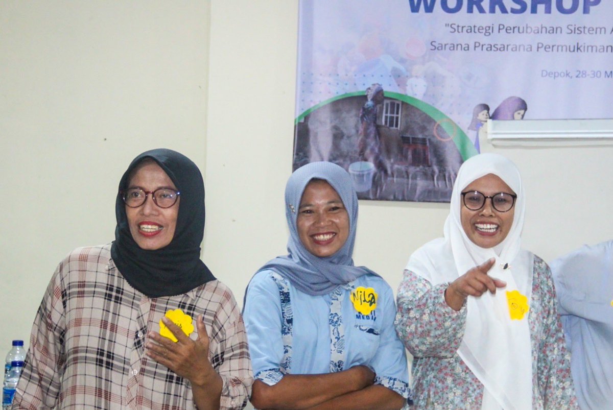 Hai sahabat IBP,

Pada 28-30 Mei lalu, IBP Indonesia bersama mitra mengadakan Workshop Nasional sebagai bagian dari rangkaian kegiatan untuk penyusunan sistem terkait air bersih dan sanitasi bagi perempuan pesisir.