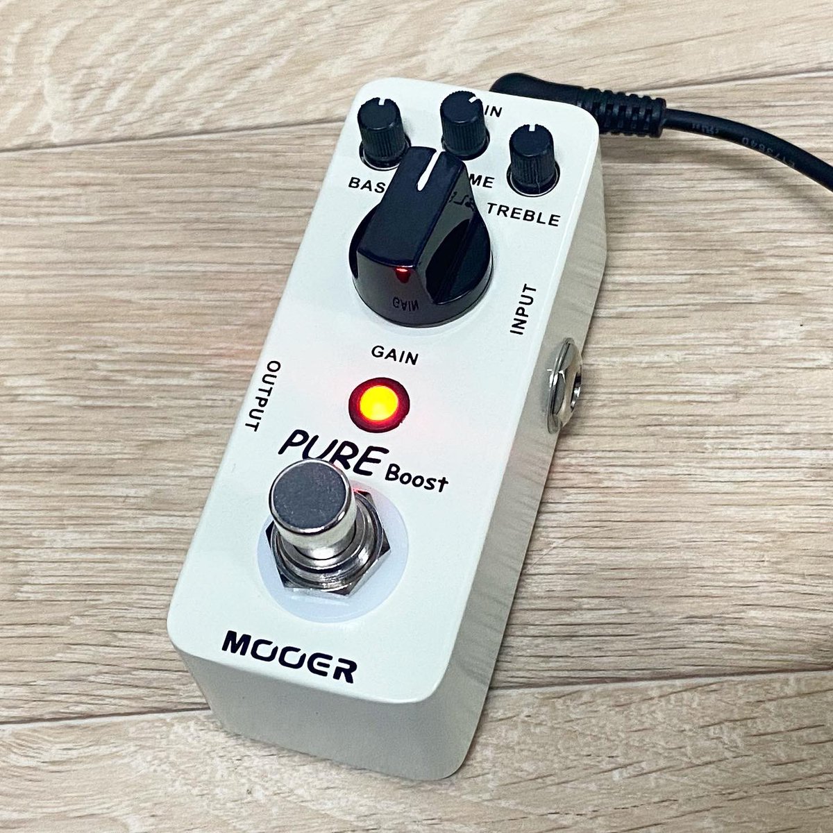 rockid1's tweet photo. #MOOER
#PureBoost
솔로 사운드 보강
볼륨 부스터를 이제서야 쓰다니
진작에 샀어야 했다.
#mooeraudio #guitareffector
#guitarpedal #electricguitar
#무어오디오 #퓨어부스트 #부스터
#일렉기타 #이펙터 #기타페달 https://t.co/zi9TaueWdW