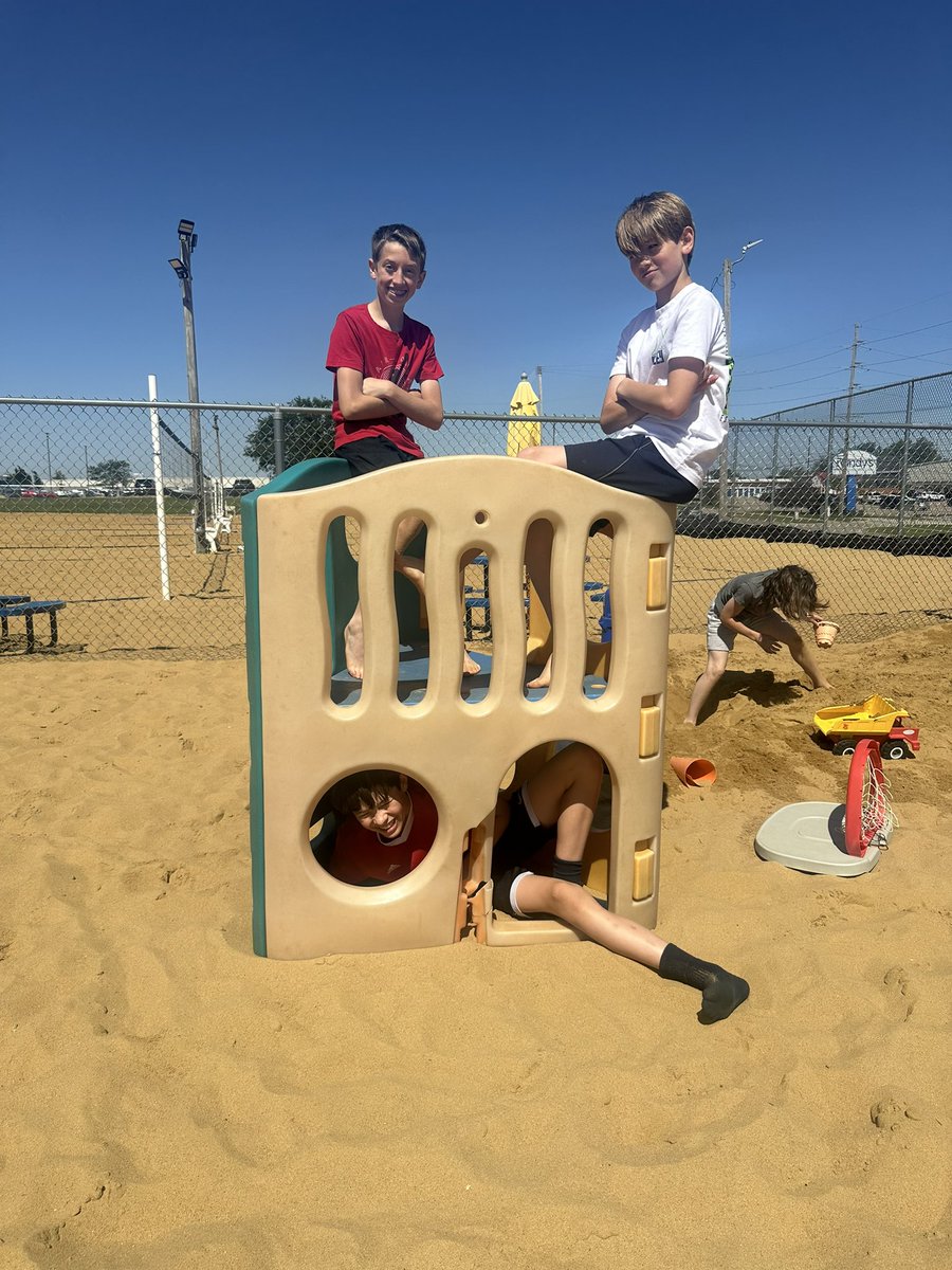 We wrapped up the 2023-2024 school year yesterday. 6th grade went to Super Skate, 7th grade went to Volley’s, and 8th grade had their 8th Grade Ceremony. Thank you to everyone for a great year!