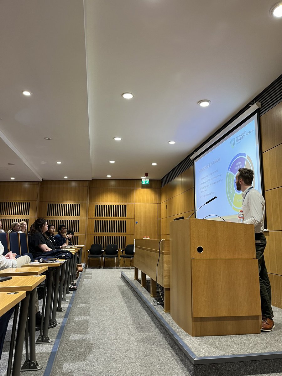 AlCRIproject's tweet photo. Dr. Chris Crockford , Project Manager, UCD Cancer Trials Cluster provides an update on the extensive work and studies being conducted in @svuh and the @UCDCancerTrials !
@CCRTIreland
@UCD_Conway #CancerResearchSymposium https://t.co/uXDtEI6Xax