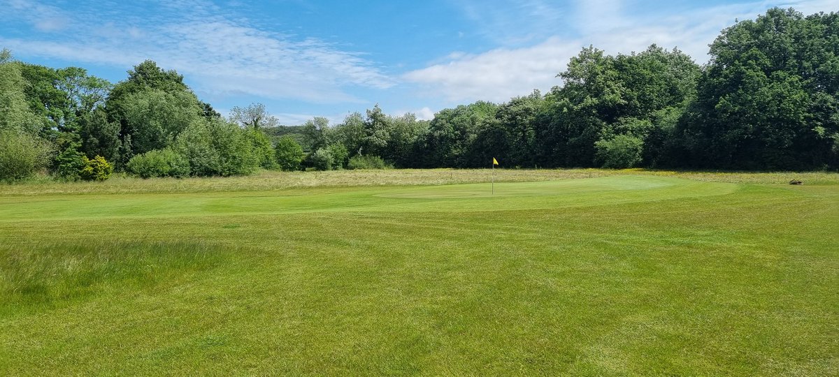 CaldygcGreens's tweet photo. Par 3 looking well in the sun, hard to believe it was a field less than 3 years ago. Blue tee renovation completed apart from seed and dressing. Everything has been strimmed, lots more #ORQ prep to do next week. Have a great weekend all, and dig them woollies out again, 13° highs https://t.co/CF5dmZCxJ5