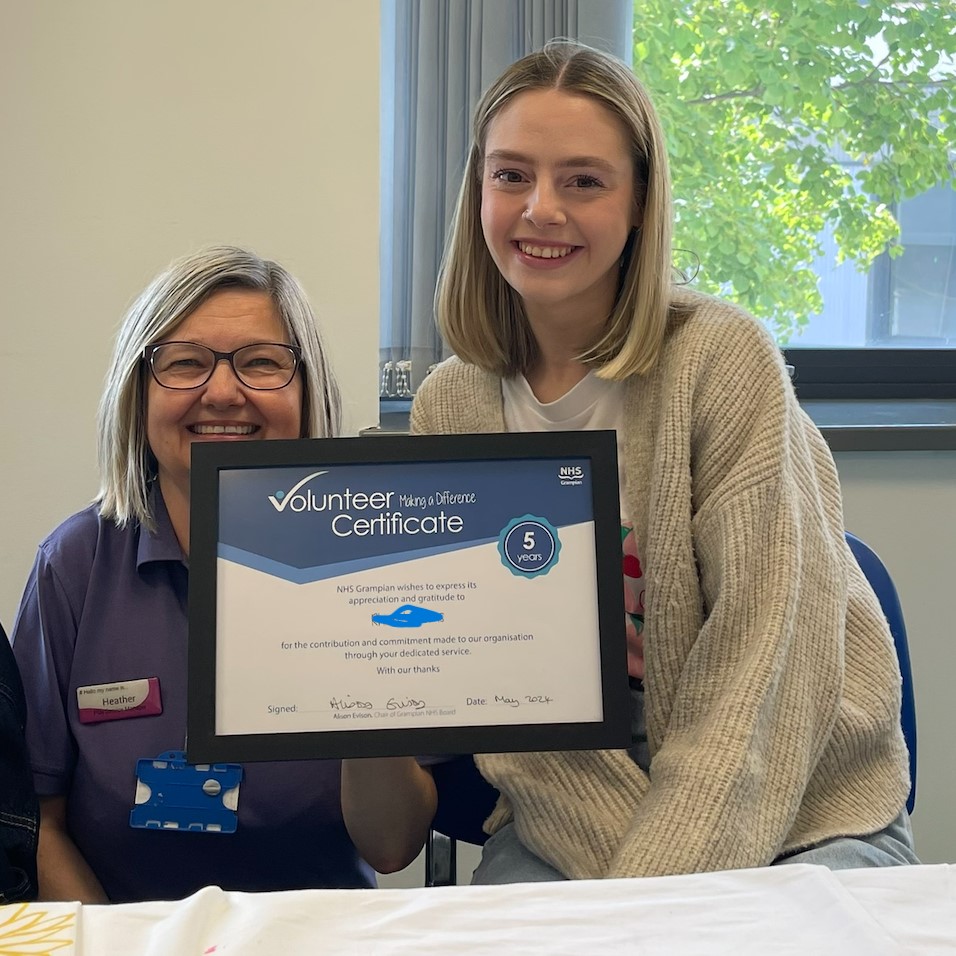 RACH_Playservic's tweet photo. It is an absolute pleasure to present some of our Play Volunteers with their NHSG Volunteer Certificates. Celebrating 5 years of volunteering with Rhian and Gillian and an impressive 10 years of Volunteering for Anne. Thank you for all that you do. #Volunteerweekscot https://t.co/Ayiva4lVnF