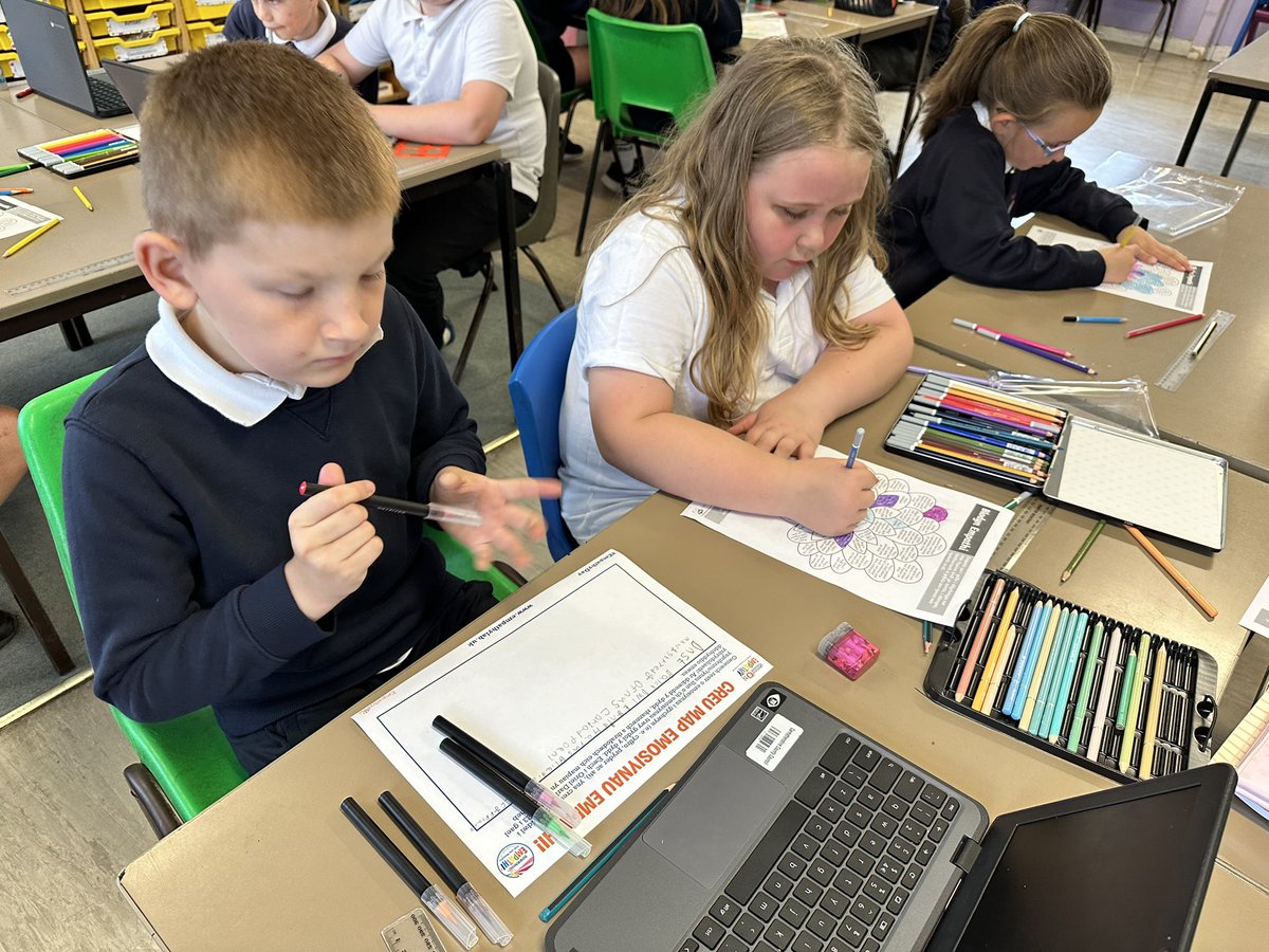 Ysgol Cwrt Henri tweet media