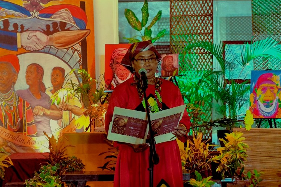 Bai Bibyaon, together with the other Lumad leaders, led the resistance of their communities against the Alcantara and Sons logging company, which threatened the Lumad ancestral lands within the Pantaron Mountain Range.