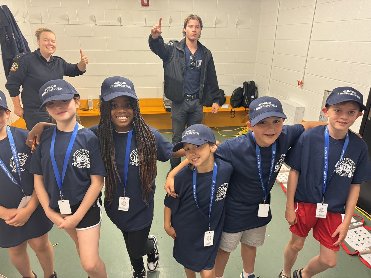EG_FES's tweet photo. Every year 6 lucky junior firefighters from all fire departments in York region get the opportunity to participate is various firefighting activities. This day is about team work, fire safety and growth.
Let welcome our newest recruits.
GO TEAM EG
#JrFF2024
#TeamEG https://t.co/ZWgEs558HC