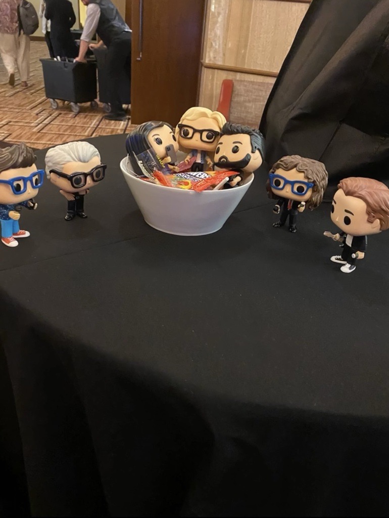 CTIAV's tweet photo. @Jweaver319 @tobitungl @tinyAVpeeps Let's try to keep @tinyAVpeeps on a leash this year... They were a little wild at National Sales Meeting a few months back... 
#onetoomany #BigWeave #NotNeto #TinyTim #notTobi https://t.co/ayrXKsqnCE