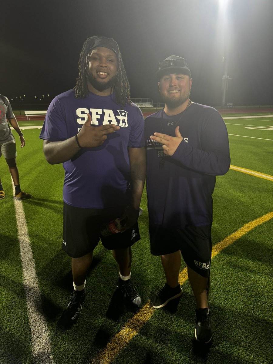 DrogersMcneil's tweet image. Had a great time at @SFA_Football glad to be named mvp!! Thank you @CoachTyWarren  @coachmcase for the invitation @Coach_DMACK @Ira_SavageLewis @Glap_IV @Bullard_Coach @SCSharkFootball @Zinn68 @SavageDline