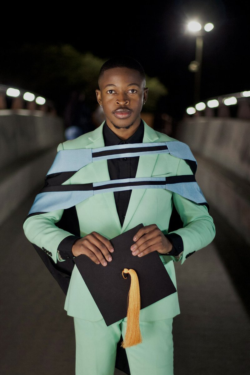 kwaneIe_'s tweet photo. another one, thank you. 🎓🫰🏾 https://t.co/U8NIxH6VSe