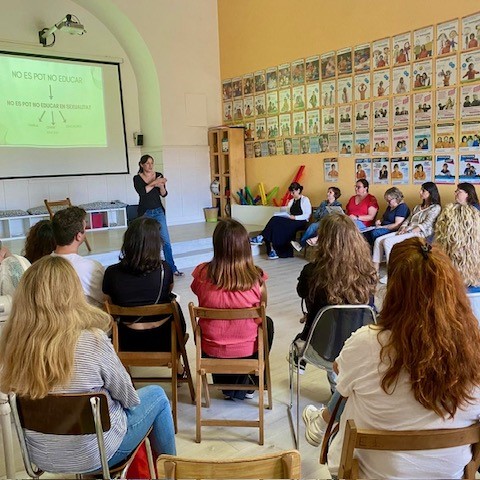 AFA La Immaculada (@afalaimmaculada) on Twitter photo Educació sexual i afectiva: Aquesta setmana hem gaudit d’una xerrada molt interessant i necessària: educació sexual i afectiva en infants d’Infantil i Primària. Moltíssimes gràcies Marta Pujol!
dlvr.it/T7ymhq post <a href="/LaImmaculadaVD/">Escola La Immaculada</a> Educació sexual i afectiva: Aquesta setmana hem gaudit d’una xerrada molt interessant i necessària: educació sexual i afectiva en infants d’Infantil i Primària. Moltíssimes gràcies Marta Pujol!
dlvr.it/T7ymhq post <a href="/LaImmaculadaVD/">Escola La Immaculada</a>