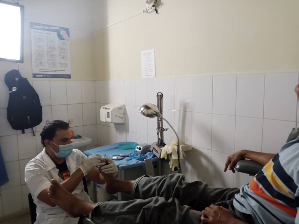 Servicio de podología del CDI Bella Vista del estado Bolívar brindando servicios de calidad al pueblo venezolano.
<a href="/Cubacooperabol2/">Brigada Médica 🇨🇺 Bolívar🇻🇪</a> 
<a href="/cubacooperaven/">Brigada Médica Cubana en Venezuela</a> 
<a href="/japortalmiranda/">José Angel Portal Miranda</a> 
<a href="/MINSAPCuba/">Ministerio de Salud Pública de Cuba</a> 
<a href="/CubaVa_Bolivar2/">Grupo Trabajo Estadual Bolívar</a>