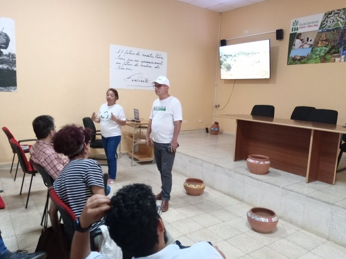 gnufre's tweet photo. Recibe la Estación experimental de Pastos y Forrajes Indio Hatuey en Matanzas a los participantes del Taller  Revisión de resultados del proyecto Conectando Conocimientos. GNUFRE en apoyo a la nueva política para la transición energética en Cuba https://t.co/MNJrtc9CaG