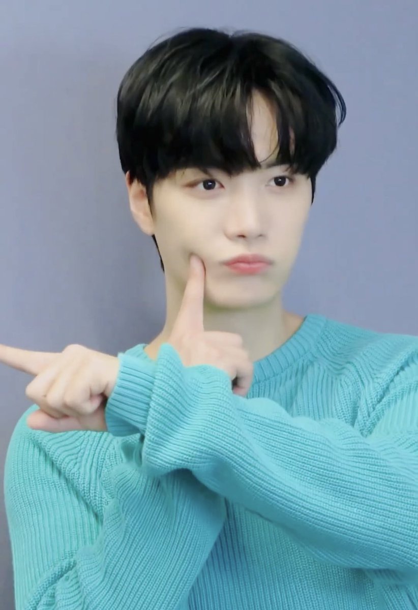 jjongpamin608's tweet photo. #앤유의모토_종현이의날
쫑쫑아 생일 축하해🥳 https://t.co/20NVen84IT