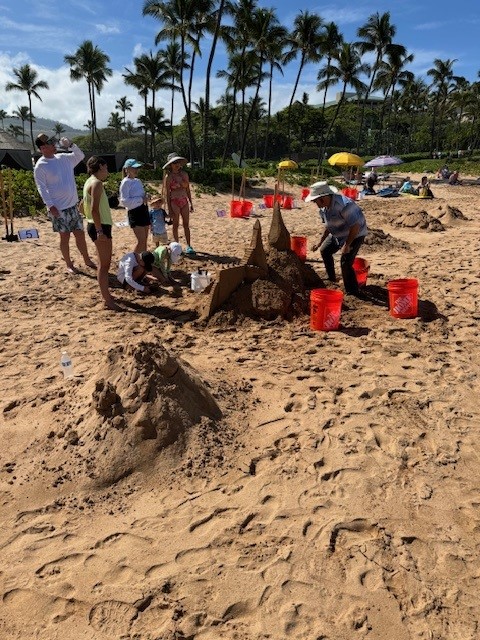 ryanjkugler's tweet photo. We did a great team building event in Hawaii for 900 People!  13 different activities over 3 days: Biking, Tug-A-War, Volleyball, Kayaking, and more! https://t.co/r2wjF3NAFg