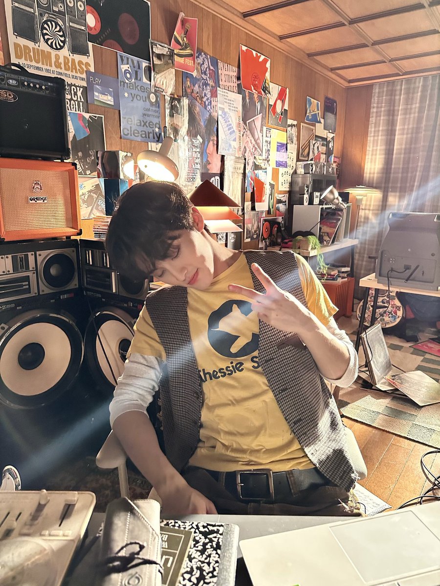 09szn's tweet photo. ily :( https://t.co/RbtzeU7CVY