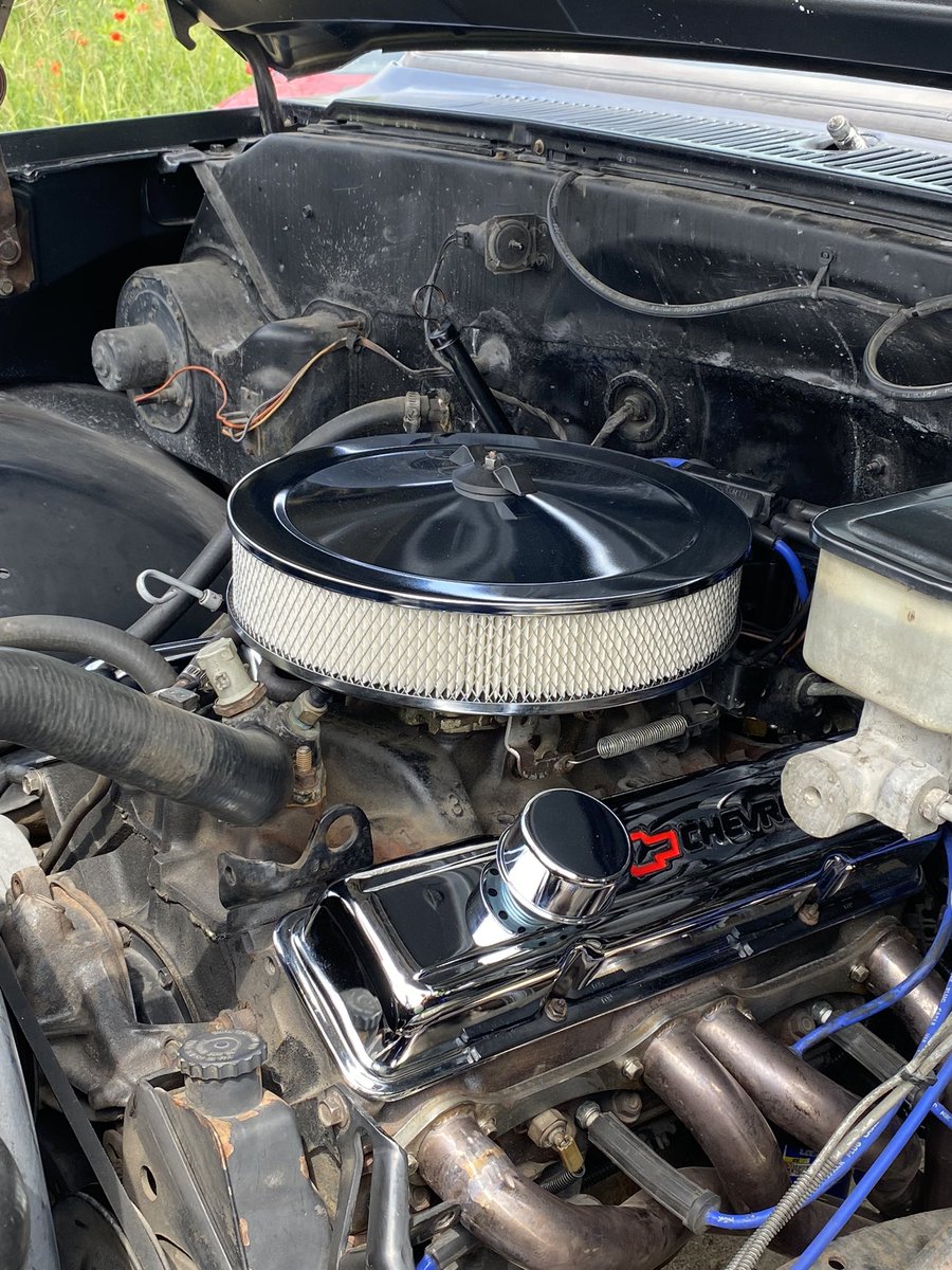 taka_ja_poznan's tweet photo. @peterslens1 definitywnie doradzałeś zamianę Forda F250 na Chevroleta C10👌🏻Jeszcze trochę brakuje do ideału,ale jest coraz lepiej😁Papiery na zabytek też już są.
Co sądzicie? @auto_moto_pl  @BandaGranda @peterslens1 @SzczecinMoto @ChevyTrucks @chevrolet
 #C10 #1984 #autoclassic https://t.co/gEznLR2SLH