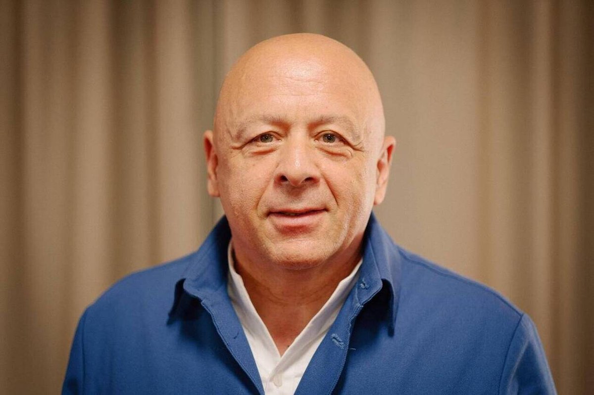 Thierry Marx va former douze apprentis ukrainiens à la cuisine dans le cadre du projet « La Cantine de Marioupol », centre d'hébergement et de culture pour les rescapés de Marioupol. 

ouest-france.fr/europe/ukraine…